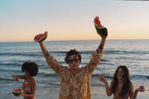 El cantante detrás de las cámaras del rodaje de Watermelon Sugar (Fuente: Harry Styles Instagram)